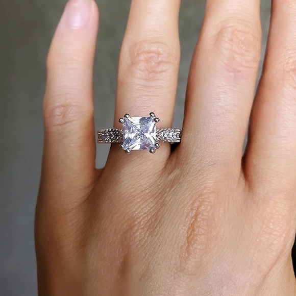 New Elegant 925 Silver Princess Cut Ring - Picture 6 of 10
